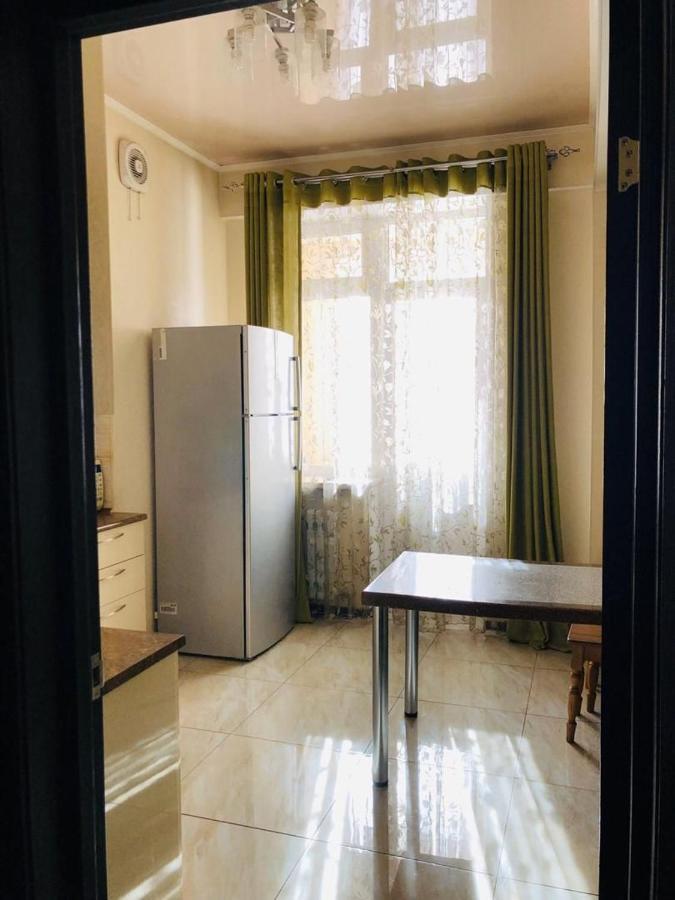 Квартира В Центре Бишкека! Exterior foto